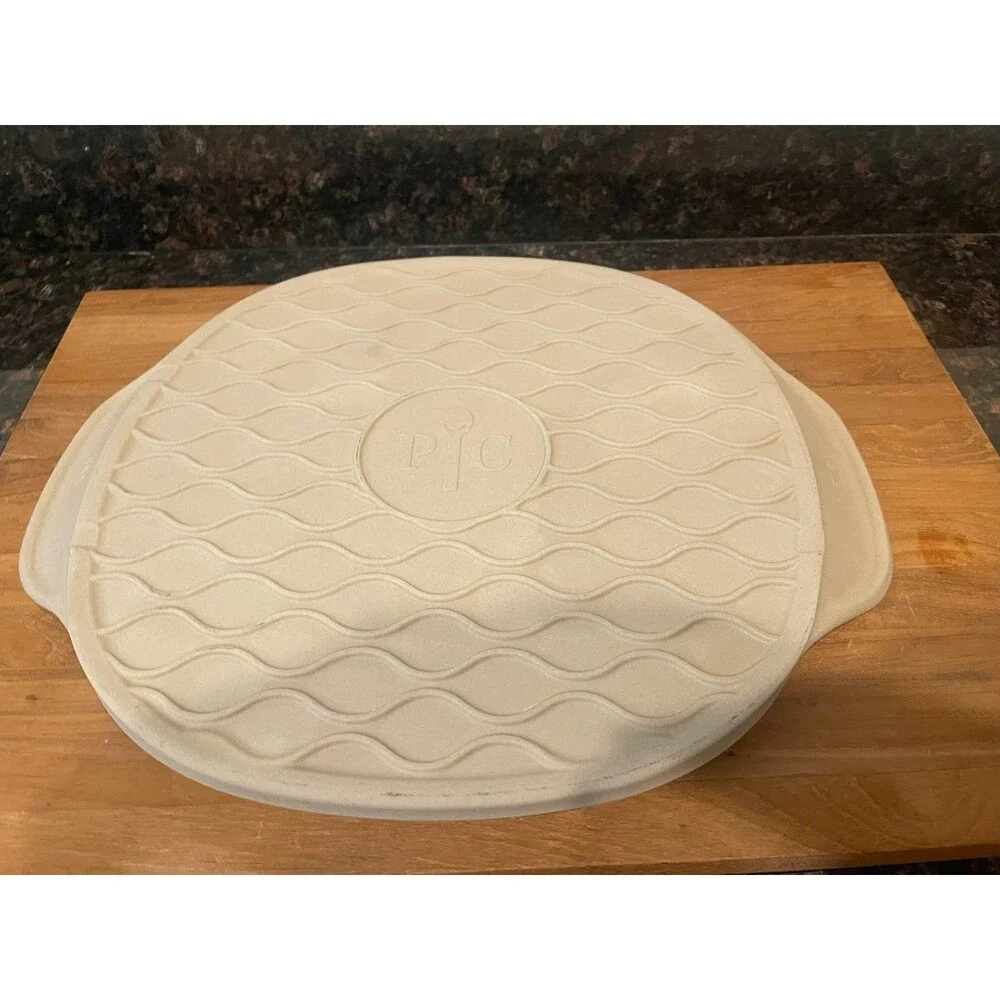 Pampered chef 13 inch pizza stone